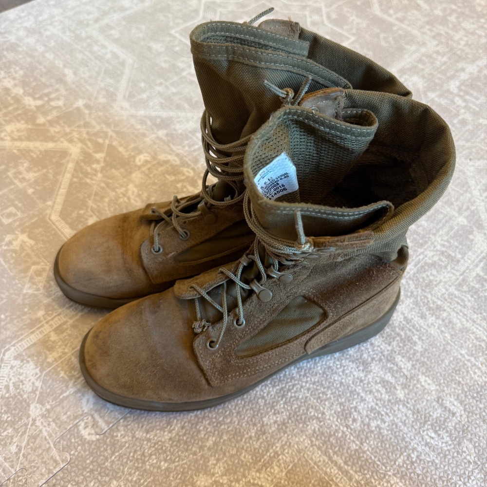 Belleville Combat Boots Unisex 5.5 R Brown USMC Approved Vibram Sole USA Made